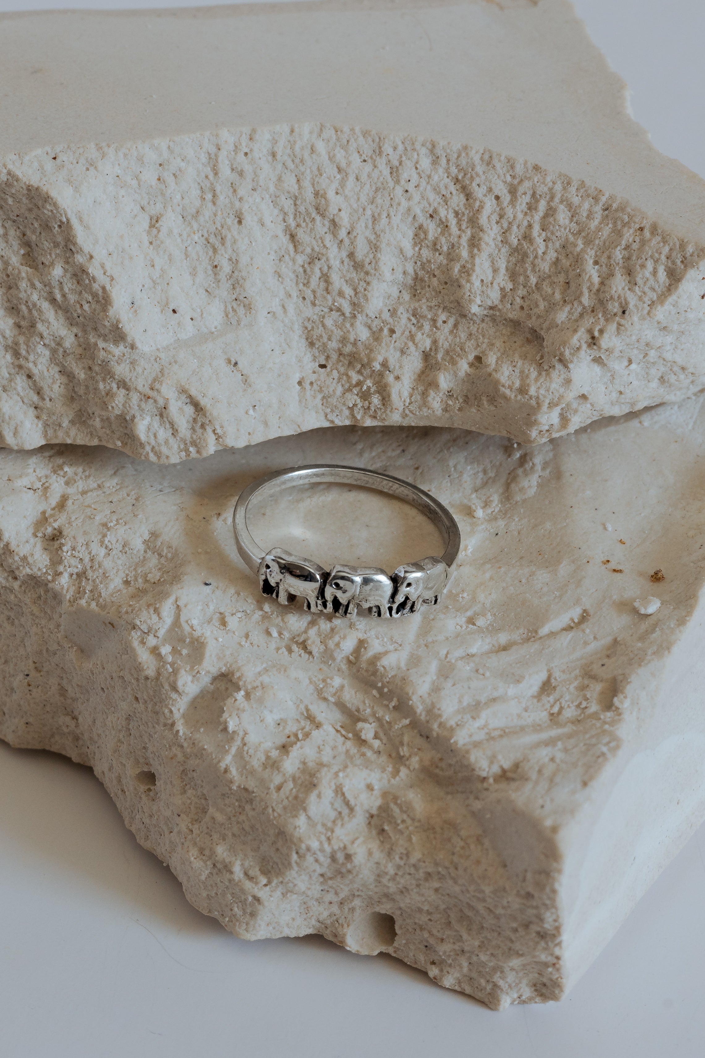 Three Elephant Ring