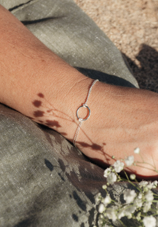 Double Chain with Circle Bracelet